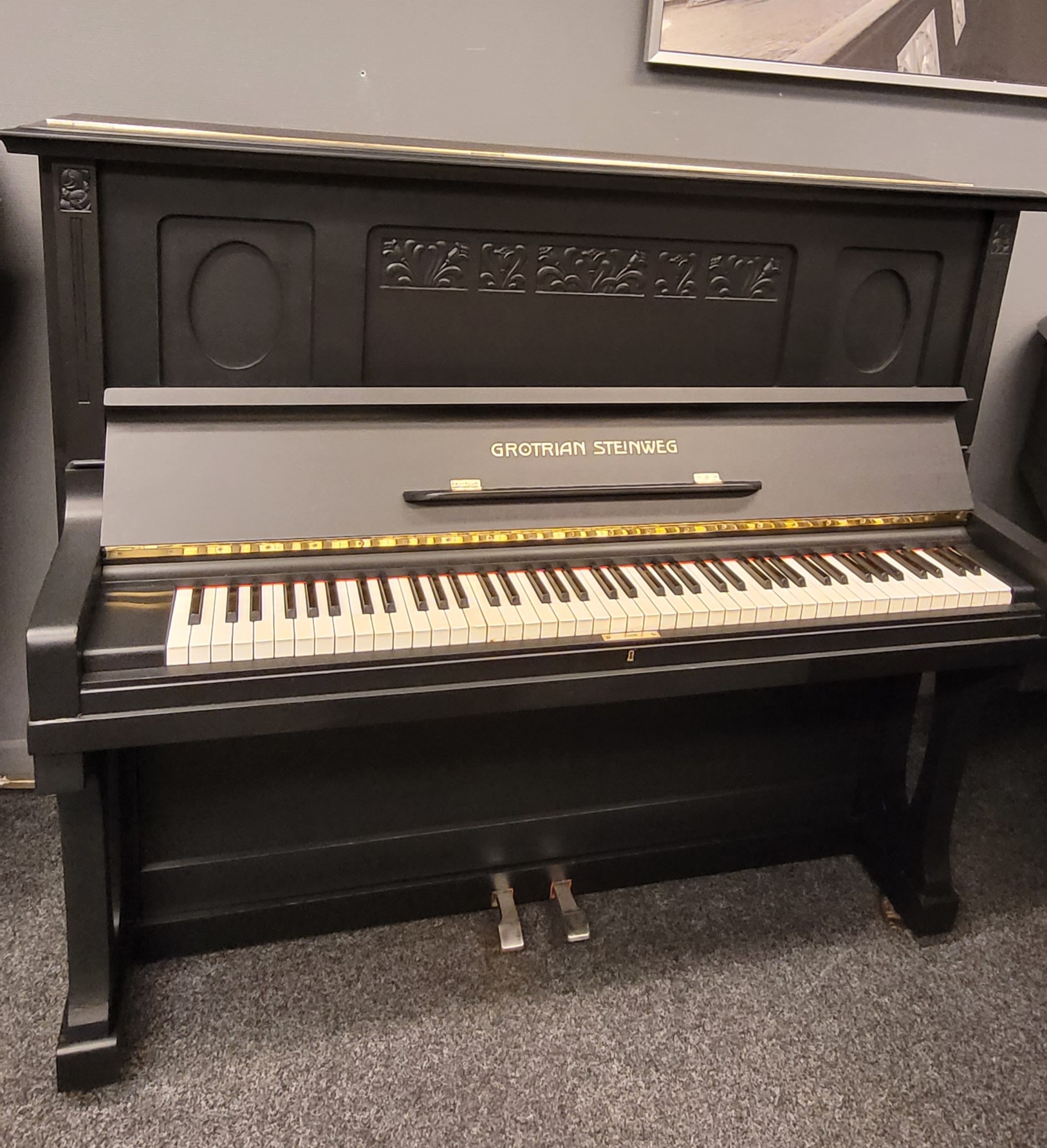 Grotrian-Steinweg 132